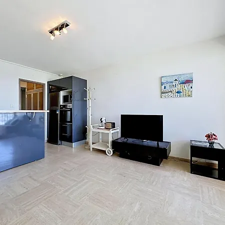 Eden By Interhome * La Grande Motte